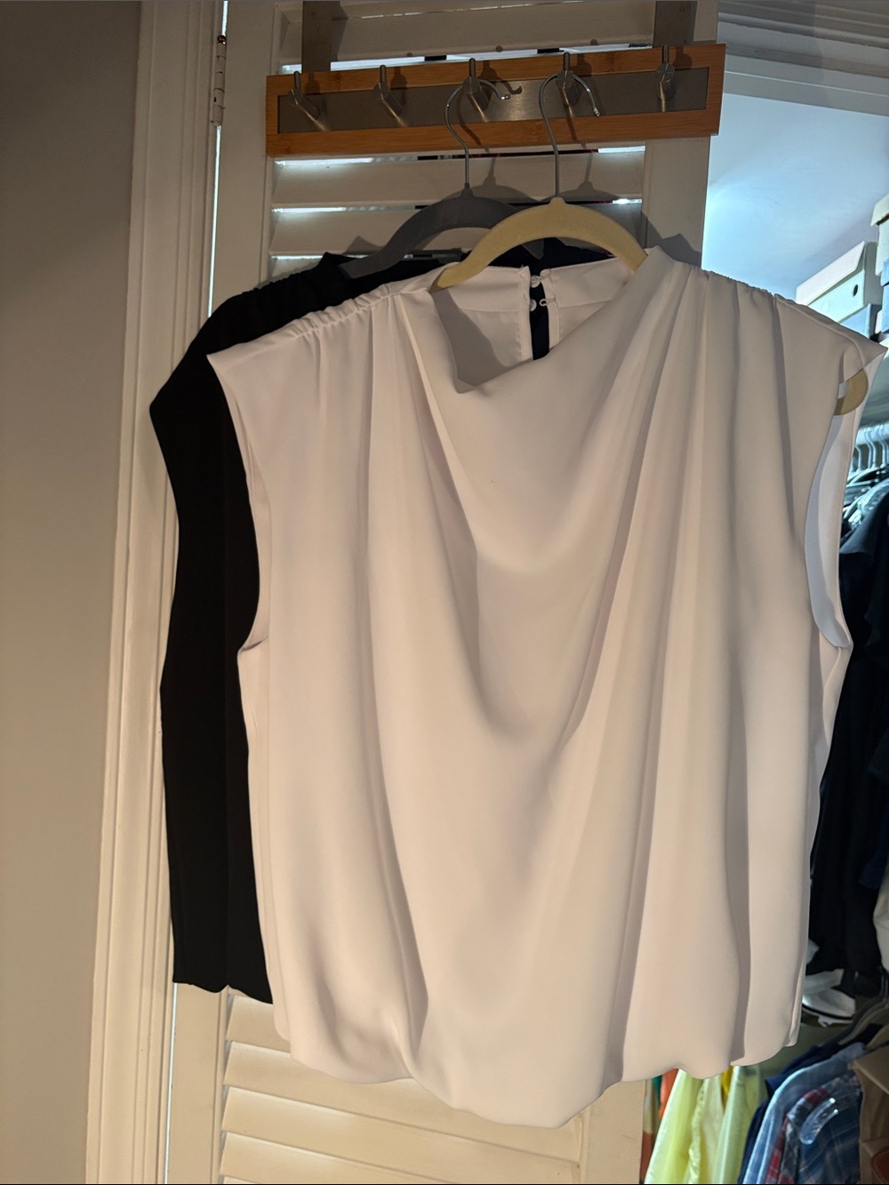 Inc Sleeveless 2x White and black Draped Front Blouse